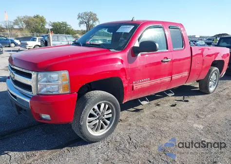 2011 Chevrolet Silverado 1500 Lt z USA, uszkodzony, nr VIN 1GCRKSE06BZ345781